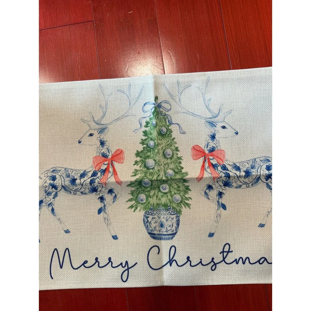 Merry Christmas Reindeer Placemats Set of 4 Chinoiserie Blue White Burlap Style